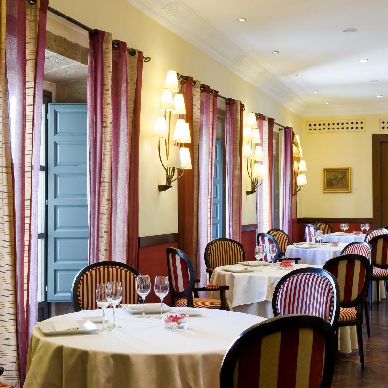 Palacio De Aviles Affiliated By Melia Kültér fotó Restaurant
