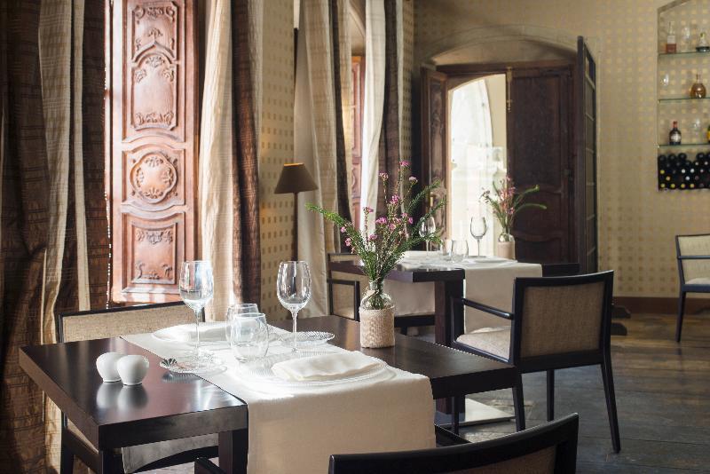 Palacio De Aviles Affiliated By Melia Kültér fotó Restaurant "La Perruche"